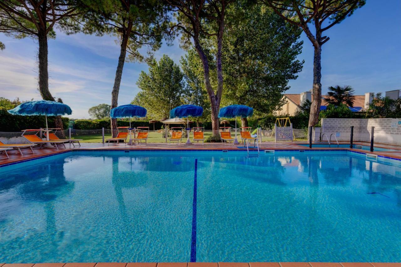Hotel Frank Lido di Jesolo Exterior photo
